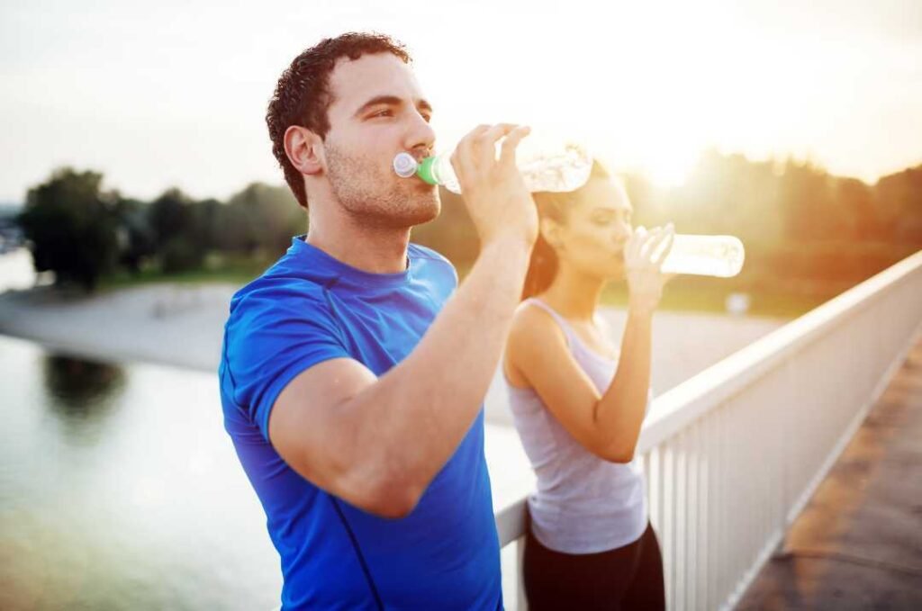 Stay Hydrated and Strong: Essential Hydration Strategies for Hot Weather Workouts