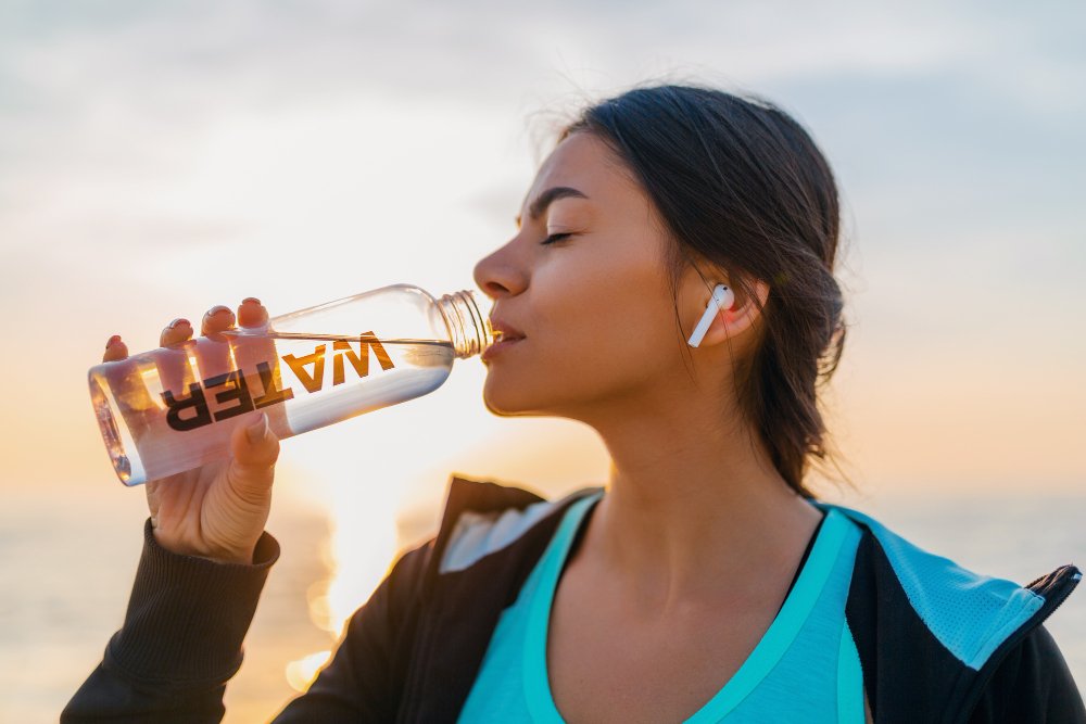 How Much Water to Drink During Hot Weather Workouts: A Complete Hydration Guide How Much Water to Drink During Hot Weather Workouts: A Complete Hydration Guide